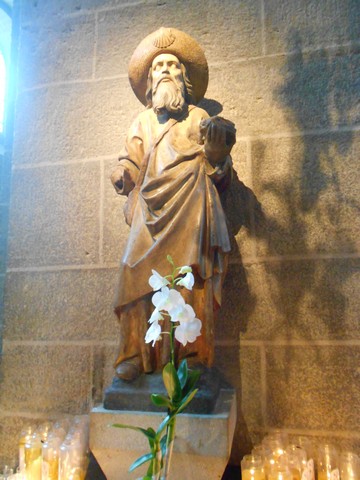 Chemin de Compostelle - Statue de St Jacques